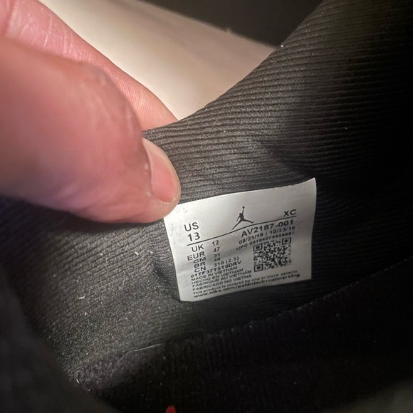 Jordan 11 low - Picture 8 of 11